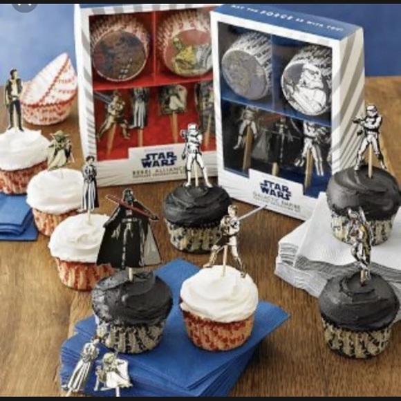 Williams-Sonoma STAR WARS Rebel Alliance Galactic Empire Cupcake Decorating Kits - Picture 4 of 4